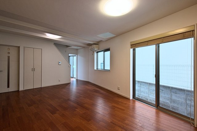 【居間・リビング】