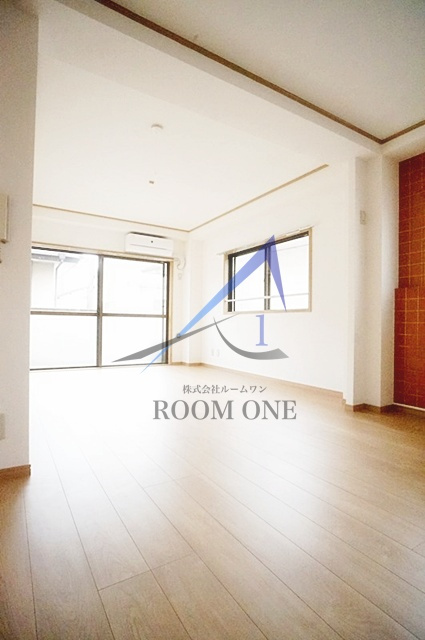 サンコーポ中丸子の居間・リビング|洋室のお部屋です。