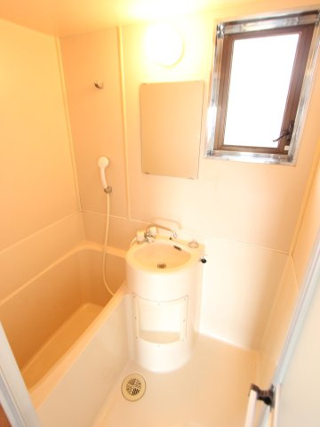 コーポさかいの浴室