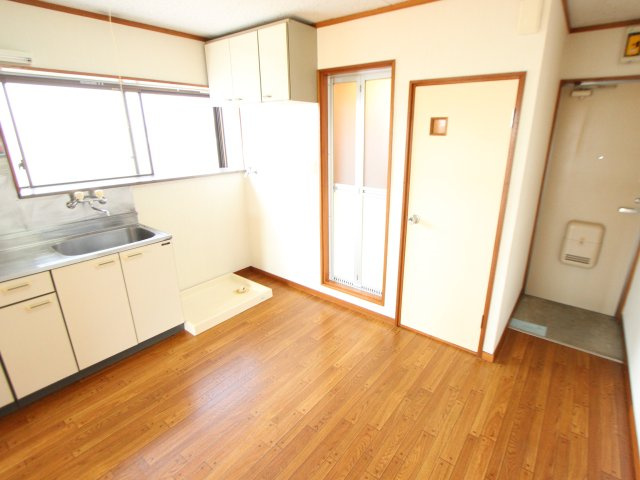 コーポさかいの居間・リビング