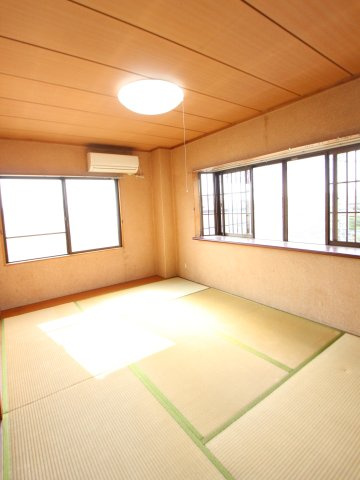 コーポさかいの和室