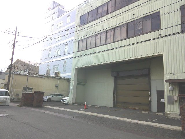 日野市新町５丁目の倉庫