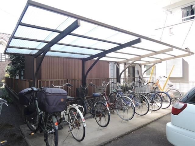 セゾンドゥーのその他共用部分|屋根付きの駐輪場