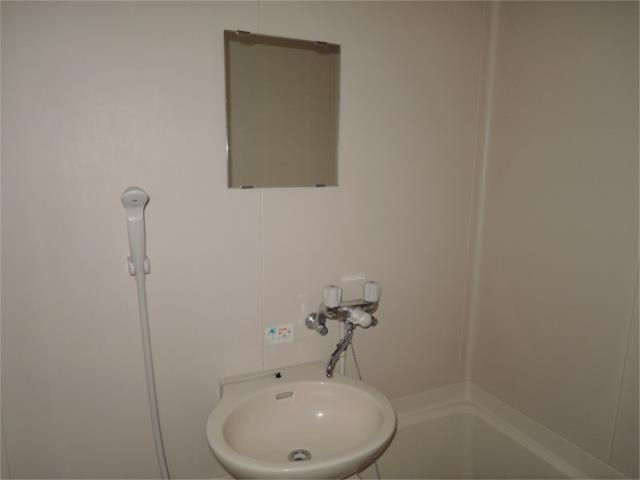 セゾンドゥーの洗面所|浴室内洗面