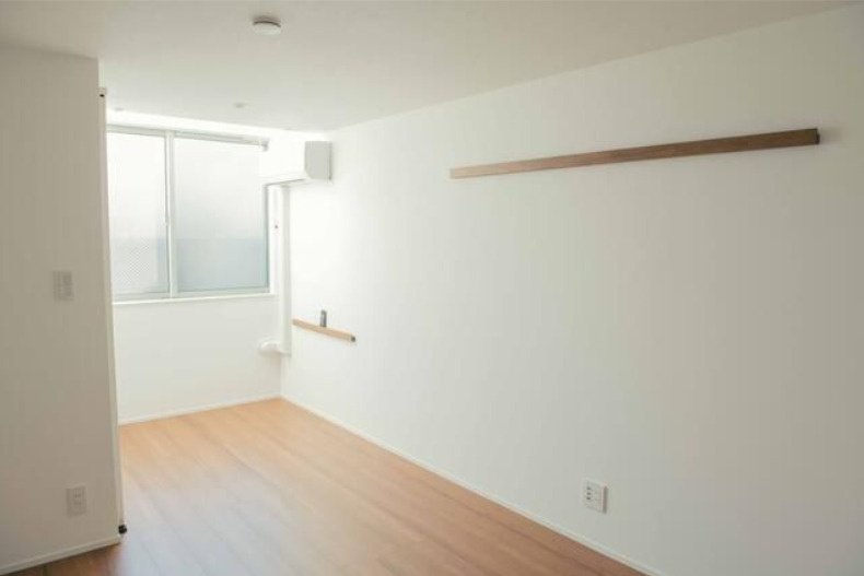 サンタンス　敷金礼金0　南西向き　宅配BOXの内装