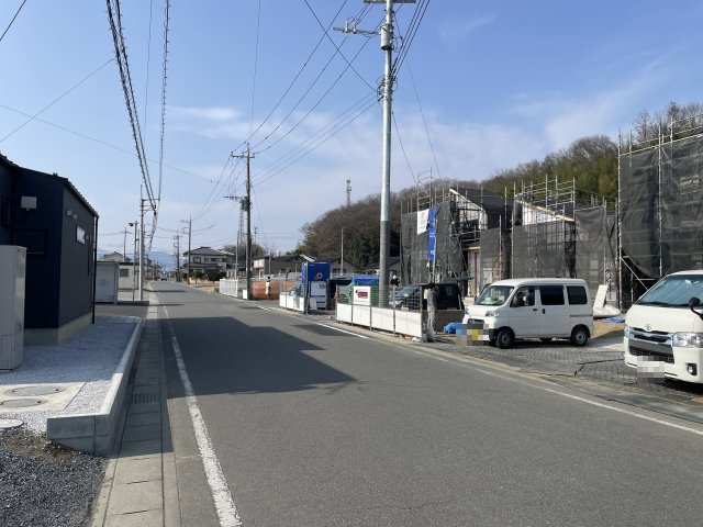 【前面道路含む現地写真】 | 本庄市児玉町児玉　ブルーミングガーデン　新築戸建　　全3棟　1号棟 | 1/19撮影