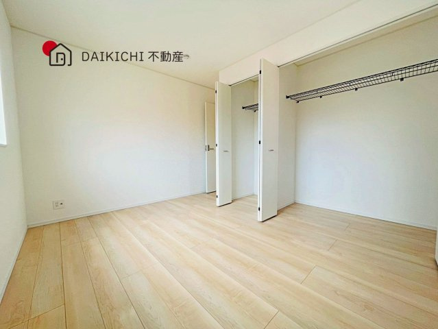 【洋室】 | CRADLE GARDEN 加須市水深第3　新築戸建　全8棟　5号棟