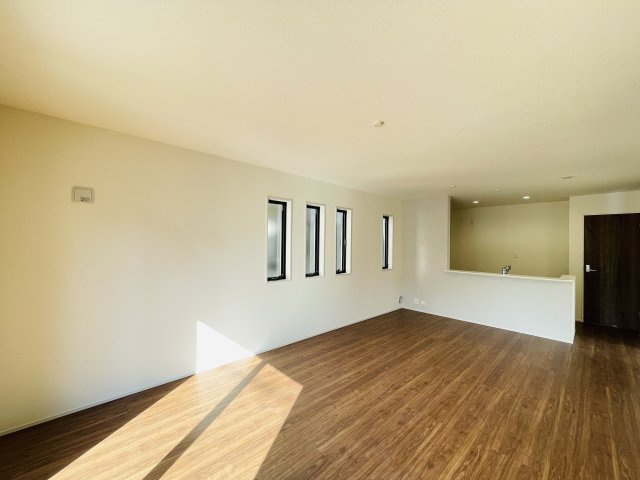 【居間・リビング】 | 深谷市上柴町西第3　LiveleGarden.s　新築戸建　　全1棟　1号棟