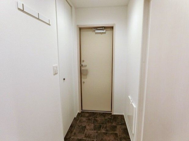 パステル・ブランの玄関