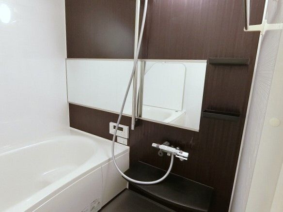 パステル・ブランの浴室