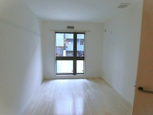 パステル・ブランの寝室