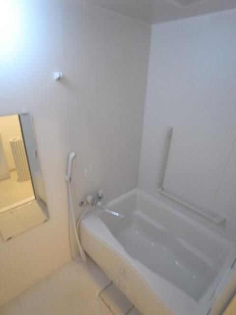 シャローム南小岩の浴室