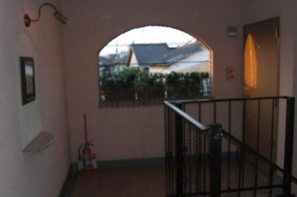 リヴェール杉並の玄関