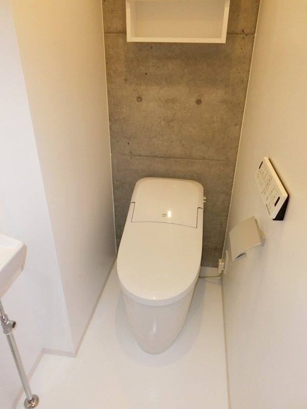 新品家具付きマンション西新宿15(KaGood東京)のトイレ