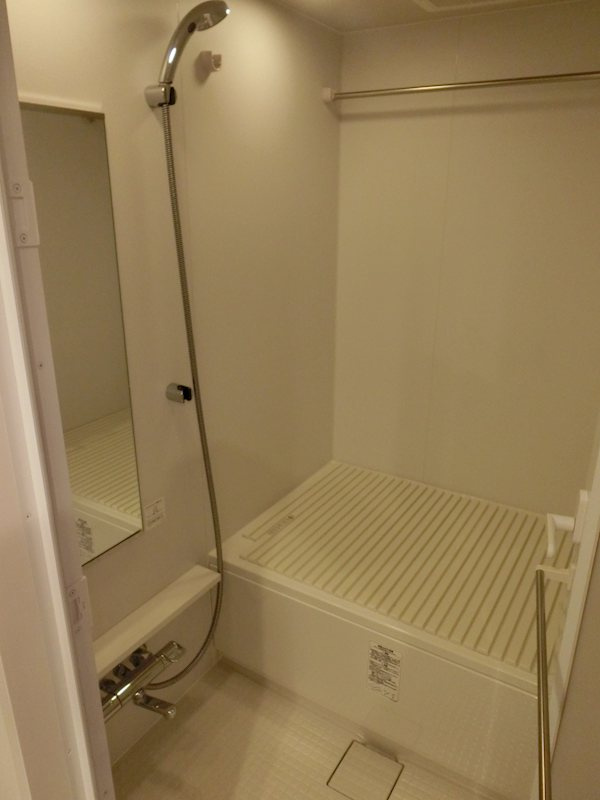 新品家具付きマンション西新宿15(KaGood東京)の浴室