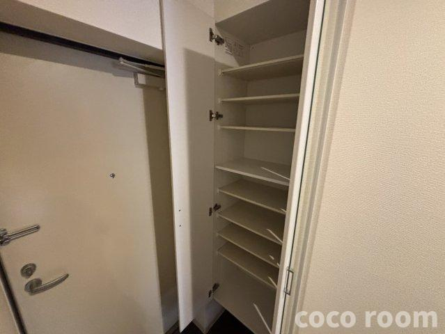 カトルパレ駅南の収納