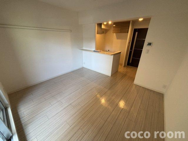 カトルパレ駅南の居間・リビング