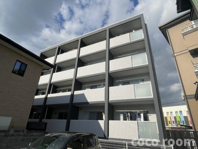 カトルパレ駅南の外観