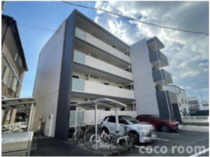 カトルパレ駅南の外観