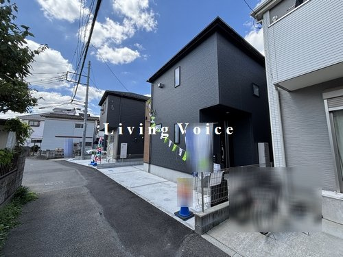 【外観】 | 【仲介手数料０円】厚木市妻田東3丁目第1期　新築一戸建て　2号棟　全2棟 | 全体　厚木市妻田東3丁目第1期　新築一戸建て　全2棟