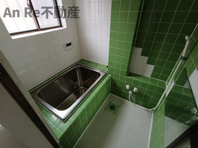 カームハイツの浴室