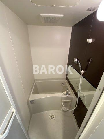 ORIENT №103の浴室