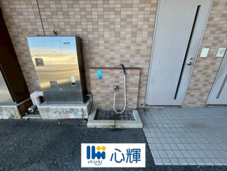 【設備】 | サーパス松山町 5階 中古マンション | 敷地内に洗い場がございます。