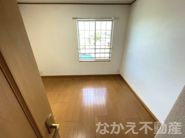 【寝室】