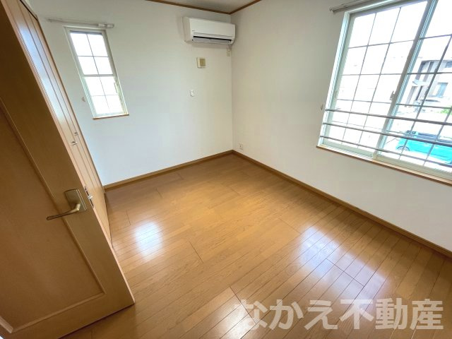 【寝室】