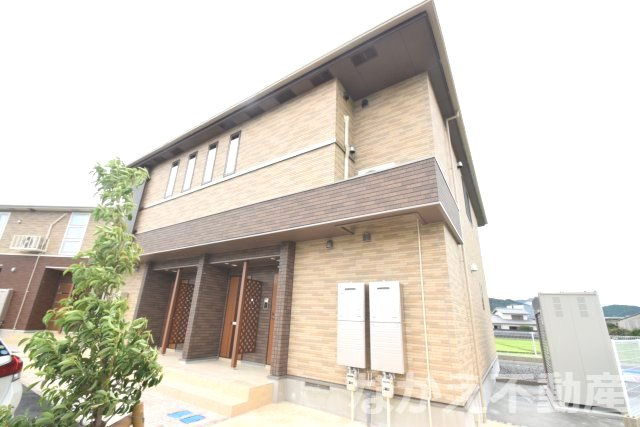 【外観】 | 落ち着いた雰囲気の外観です