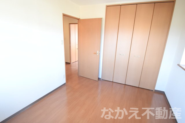 【寝室】