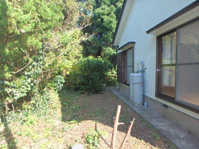 S1749R　須崎貸家の庭