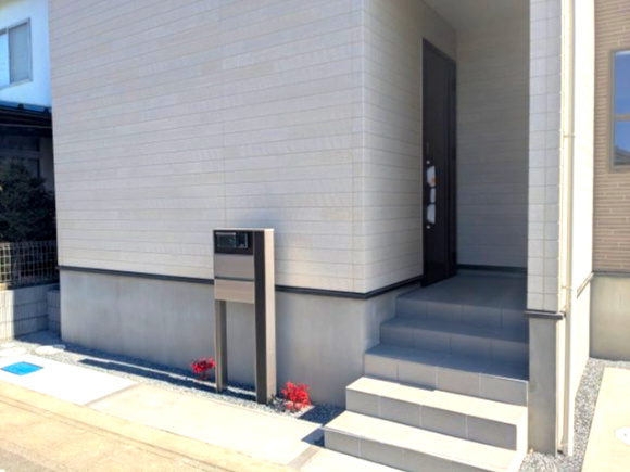 新築戸建　下小塙町の玄関|シンプルで使いやすい玄関です