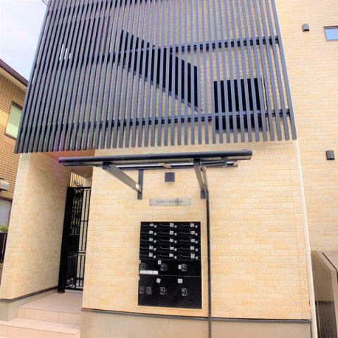 BRAVE　FUNABASHIの外観