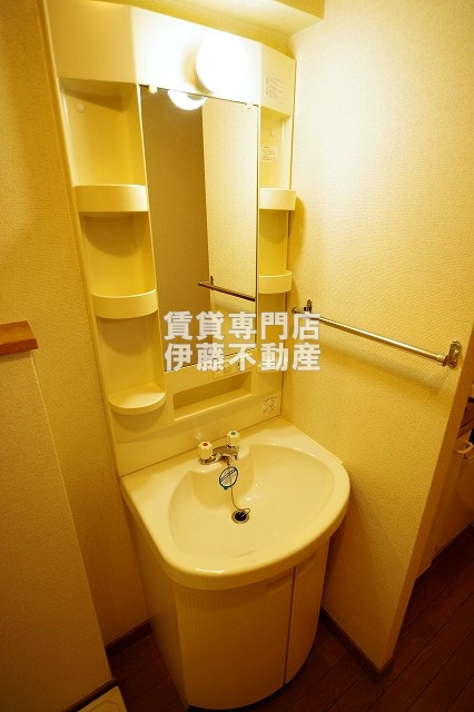 Sun State大曽根の洗面所|独立洗面化粧台