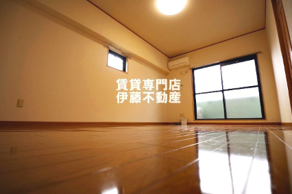 Sun State大曽根の洋室