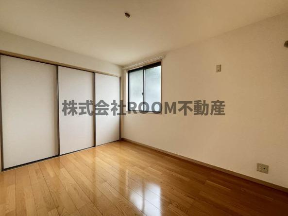 グリーンゲーブルス参番館の洋室|ゆったりした洋室です