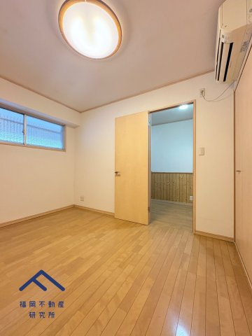 大池シャインハイツの洋室