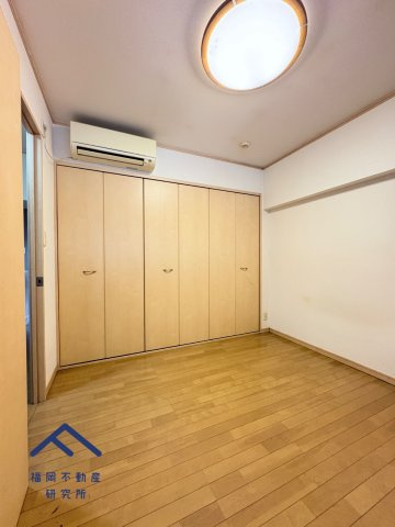 大池シャインハイツの洋室