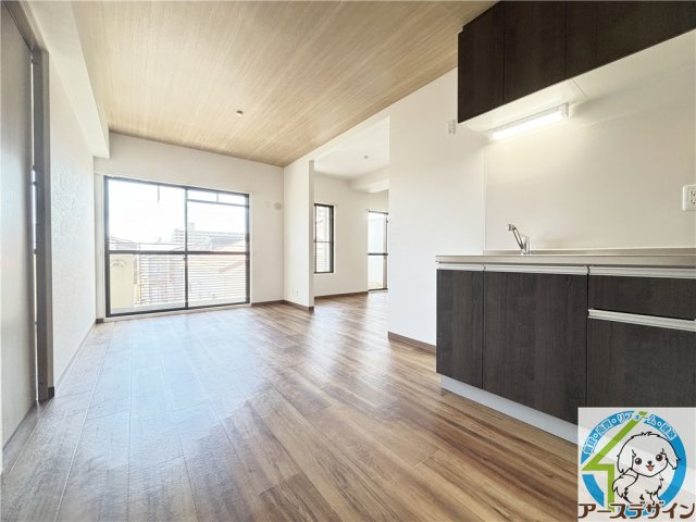 セゾン立石の居間・リビング|※類似写真