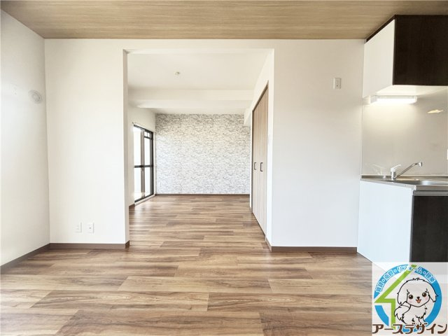 セゾン立石の居間・リビング|※類似写真