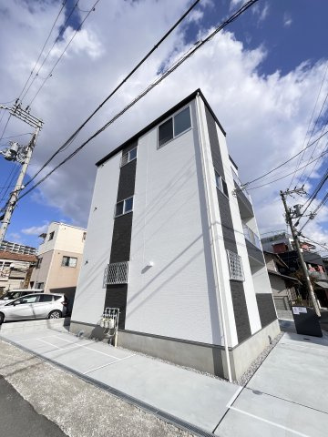 大阪市城東区諏訪１丁目のアパート