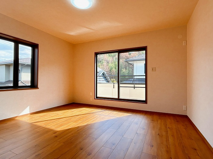 リフォーム住宅　日野南８丁目の洋室|2F洋室約10帖