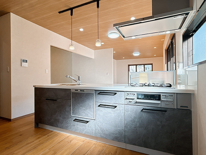 リフォーム住宅　日野南８丁目のキッチン