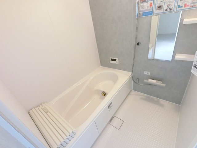鳥栖市平田町2期　1号棟の浴室|日々の疲れを癒すお風呂付です