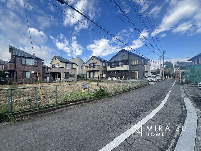 【周辺】 | 青く澄み渡った綺麗な空と、陽の光をたっぷりと受ける、そんな新築住宅で新生活をスタートしてみませんか？見学・ご相談等、ミライズホーム(株)までお気軽にご連絡下さい。