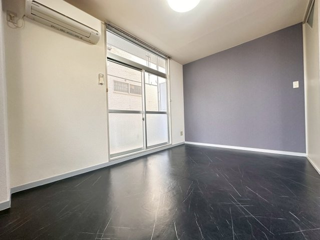 サンシャイン茨木の寝室