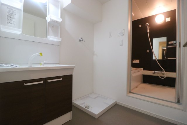 BOX 福大通りの洗面所