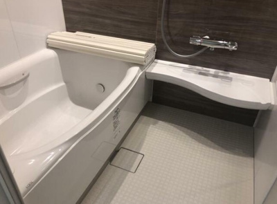 【浴室】 | Maison de I | 追い焚き機能、浴室乾燥機付きバス。