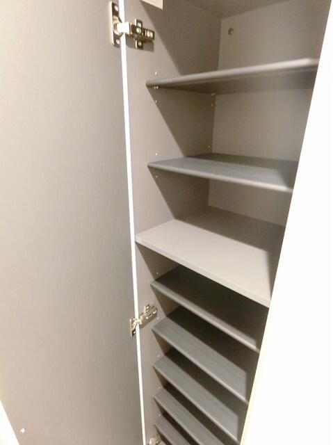 リブリ・グランディール高島平の収納